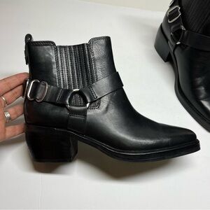 Sam Edelman Ballamie Harness Booties